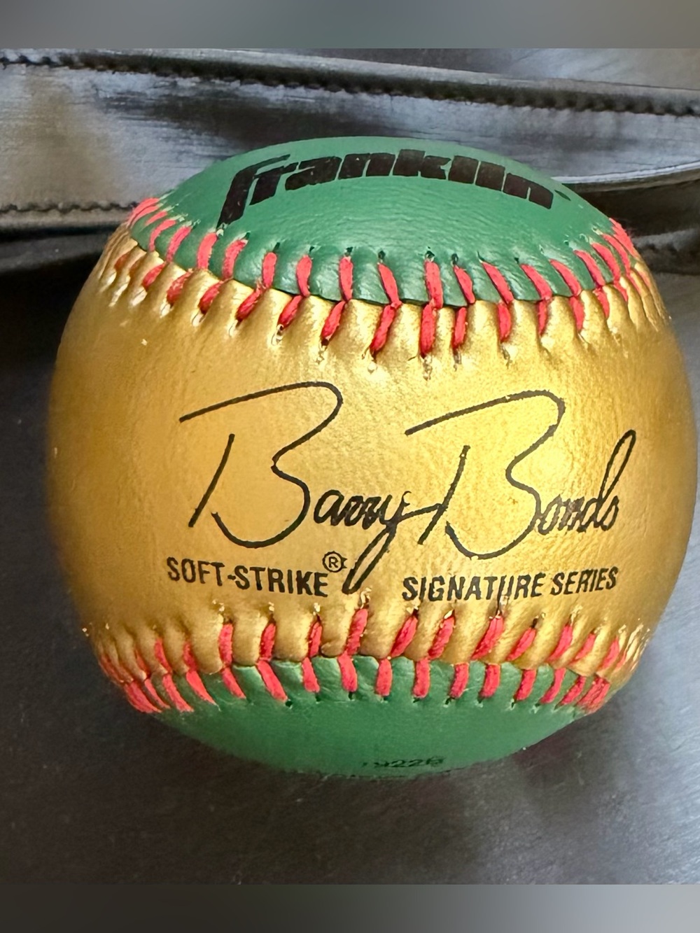 Collectors: Franklin Barry Bonds Signature Soft-Strike Baseball - Gold & Green